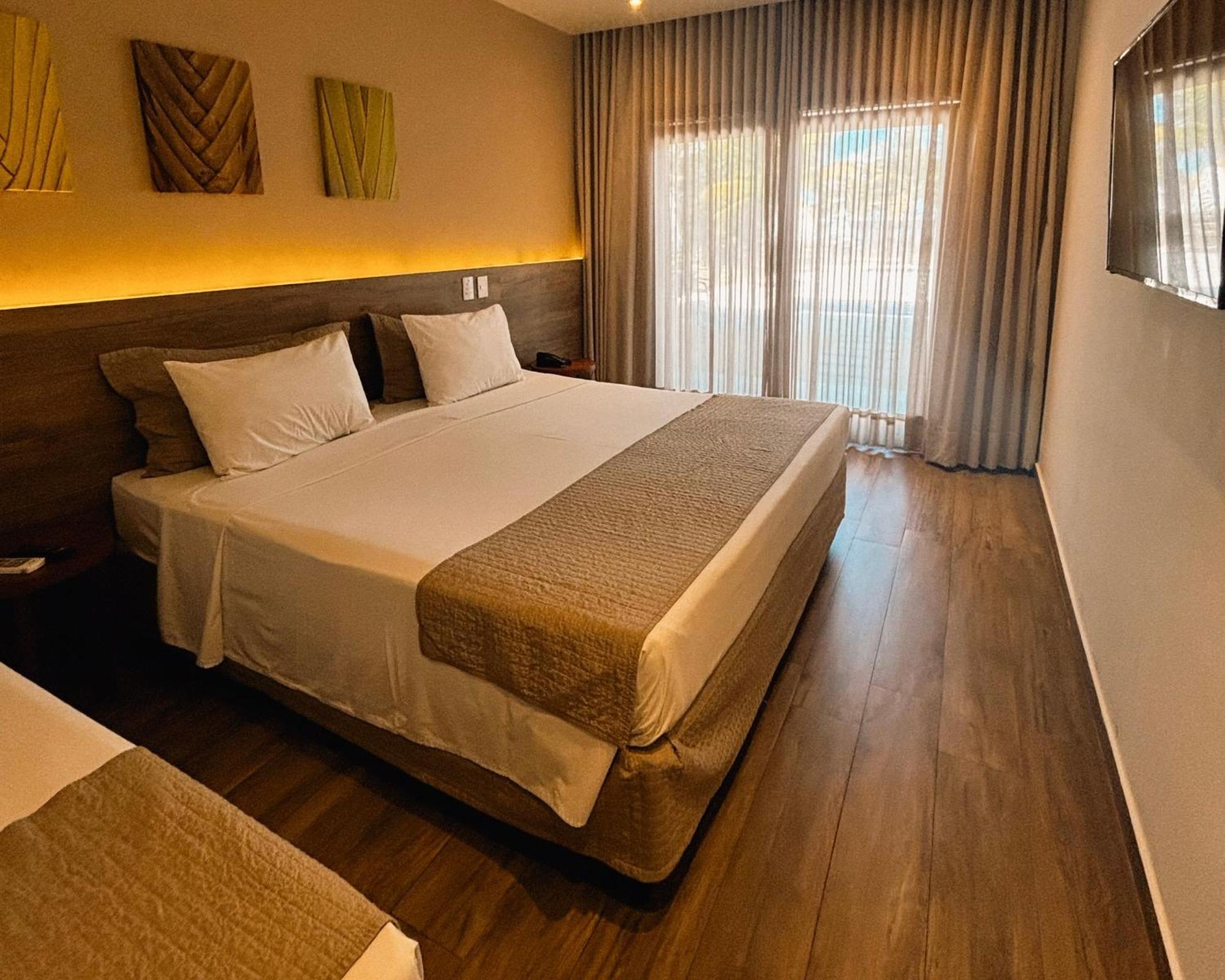 Ravenala Hotel Порту-Сегуру Экстерьер фото
